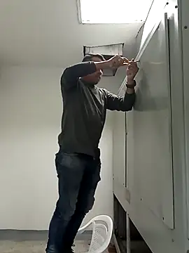 Meliods online show from April 5, 1:52 pm