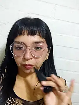 Snapshot of LisaMargo chatting on April 8, 4:01 am LisaMargo online show from April 8, 4:01 am