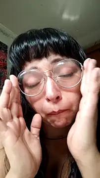 Snapshot of LisaMargo chatting on June 3, 4:23 pm LisaMargo online show from June 3, 4:23 pm
