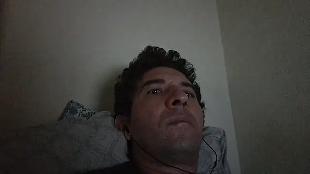 Sueliton2 online show from April 9, 9:09 pm