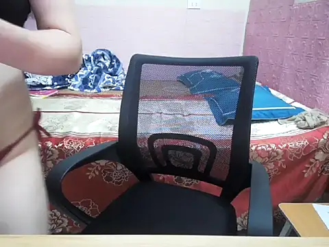 Snapshot of lusa_baby chatting on May 24, 8:30 am lusa baby online show from May 24, 8:30 am