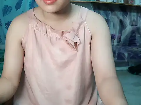 Snapshot of lusa_baby chatting on July 24, 12:52 am lusa baby online show from July 24, 12:52 am