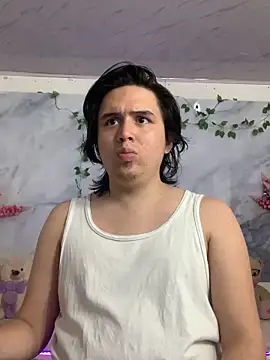 Snapshot of TheTeacherJuan chatting on April 8, 2:33 am TheTeacherJuan online show from April 8, 2:33 am