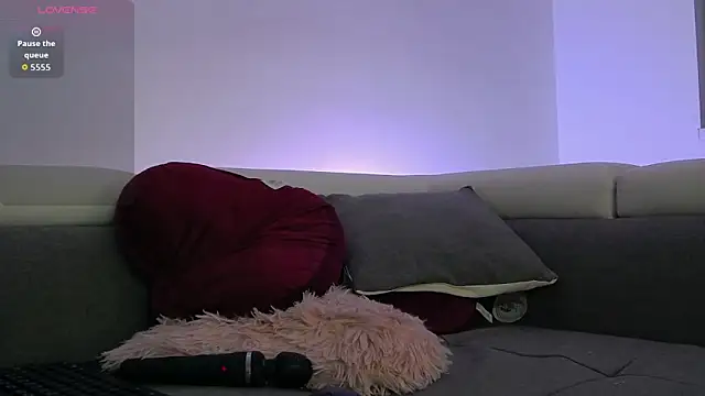 Snapshot of loveKyliee chatting on April 7, 11:15 pm loveKyliee online show from April 7, 11:15 pm