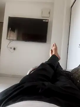 B S0051 online show from April 4, 1:59 am