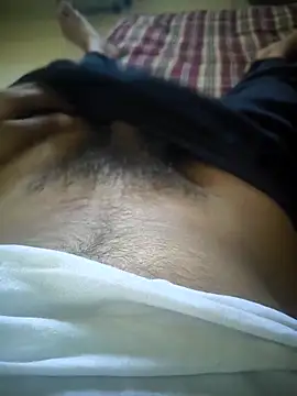 Snapshot of prince_the_Mbull chatting on April 6, 11:11 am prince the Mbull online show from April 6, 11:11 am