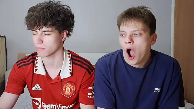 1gay1straight online show from March 23, 3:32 am