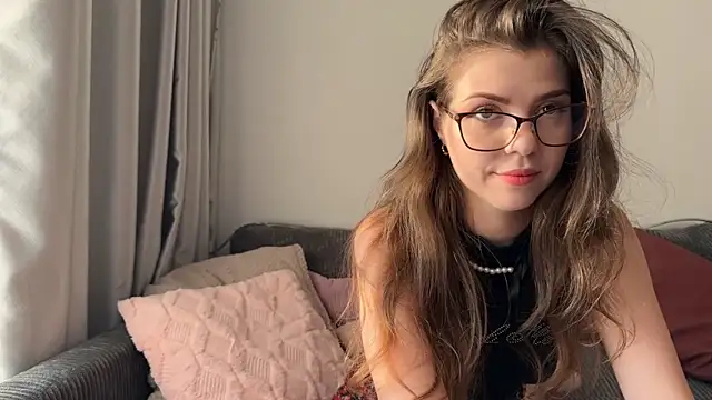 eva si online show from March 23, 10:19 am