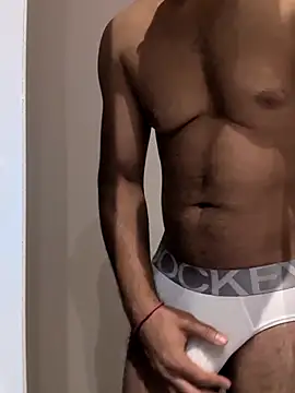 Snapshot of handsome-hunky chatting on May 12, 7:22 pm handsome-hunky online show from May 12, 7:22 pm