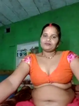 Shivani09900 online show from June 9, 5:24 pm