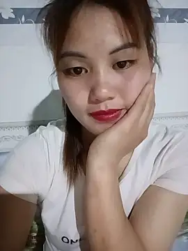 Snapshot of meg_06 chatting on May 15, 3:30 pm meg 06 online show from May 15, 3:30 pm
