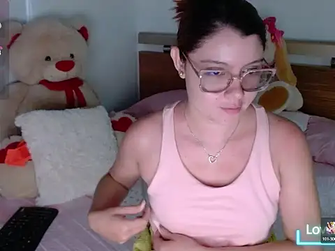 honey-blossom online show from April 27, 12:36 pm