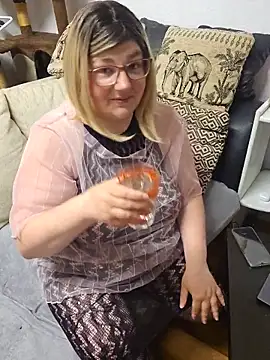 xXLunaBlissXx online show from June 12, 8:41 pm
