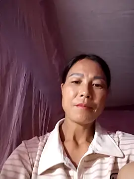 Snapshot of -Numin- chatting on June 12, 2:05 pm -Numin- online show from June 12, 2:05 pm