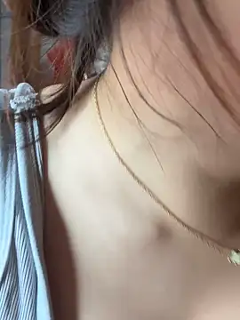 Aly 208 online show from March 23, 2:54 pm