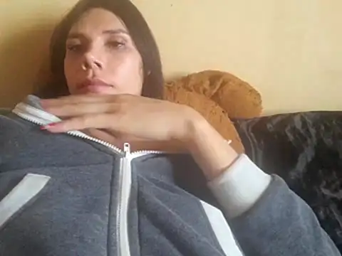 Snapshot of GinaLaFenix chatting on August 1, 4:17 pm GinaLaFenix online show from August 1, 4:17 pm