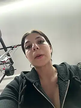 christahot online show from April 28, 4:56 pm