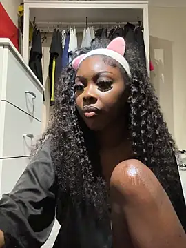 k ashantixx online show from March 27, 11:48 pm