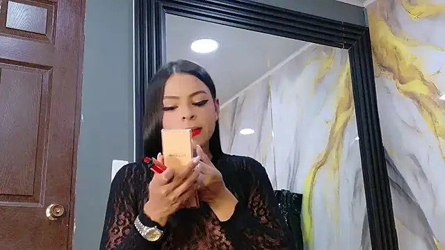 Snapshot of LindaFrancoo chatting on June 4, 4:13 pm LindaFrancoo online show from June 4, 4:13 pm