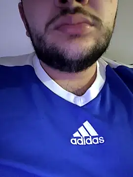 Snapshot of Suedlander7162 chatting on March 26, 9:42 pm Suedlander7162 online show from March 26, 9:42 pm