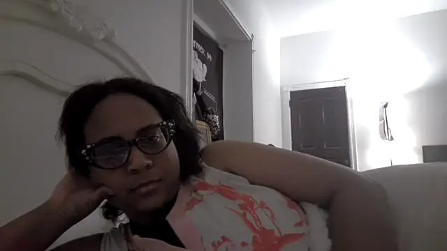 biancadoesit online show from March 28, 5:07 am