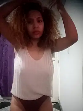 SolashLitzy Curly online show from May 24, 5:45 am