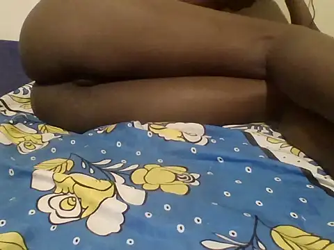 PetuniaAkAkea online show from April 12, 8:25 pm