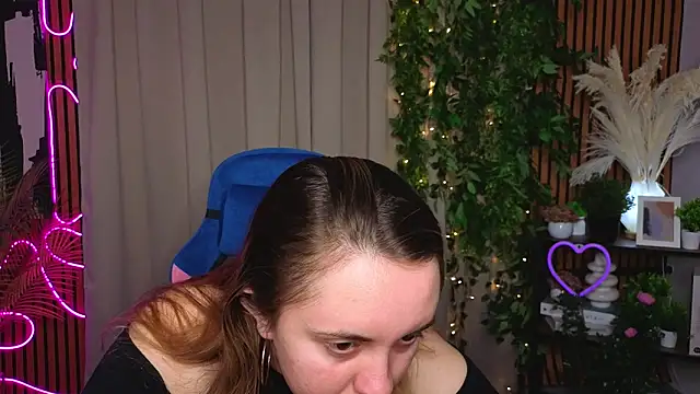 LucyMendoza online show from March 25, 2:56 pm