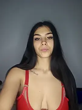 Crissdesire online show from May 4, 4:14 pm