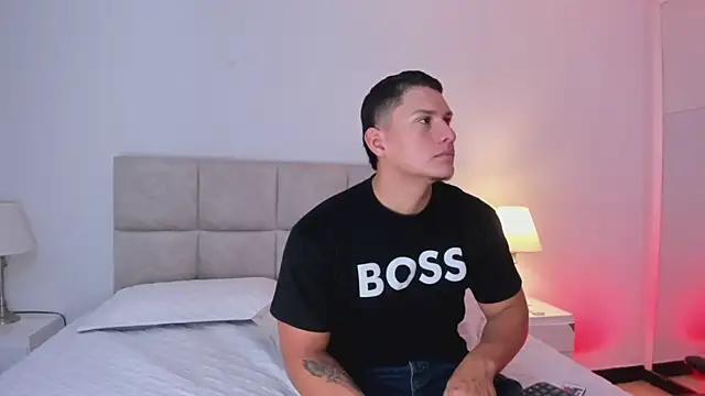 Snapshot of Chriss_Diamond chatting on May 12, 7:55 pm Chriss Diamond online show from May 12, 7:55 pm