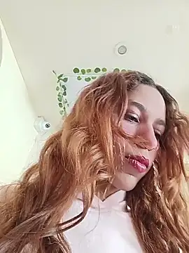 Snapshot of ValerieWoodsl chatting on May 18, 6:36 pm ValerieWoodsl online show from May 18, 6:36 pm
