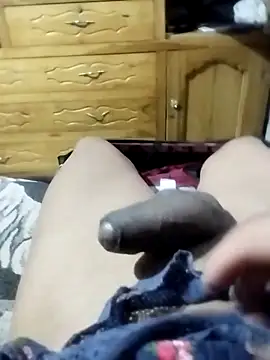 Snapshot of vrlarga chatting on March 26, 10:37 pm vrlarga online show from March 26, 10:37 pm