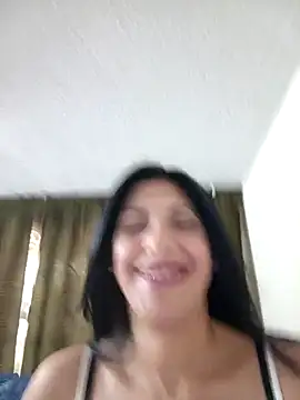 Snapshot of SamanthaRosse01_ chatting on March 29, 9:15 pm SamanthaRosse01 online show from March 29, 9:15 pm