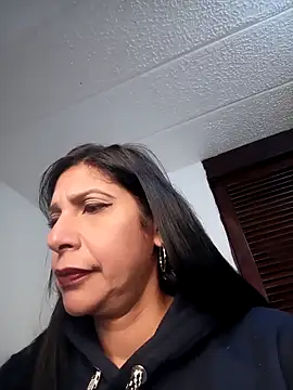 Snapshot of SamanthaRosse01_ chatting on May 8, 4:45 pm SamanthaRosse01 online show from May 8, 4:45 pm