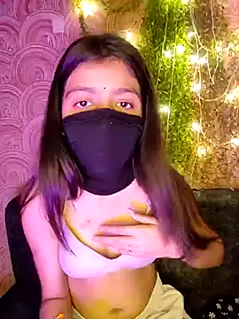 Prihu143 online show from July 12, 6:43 pm