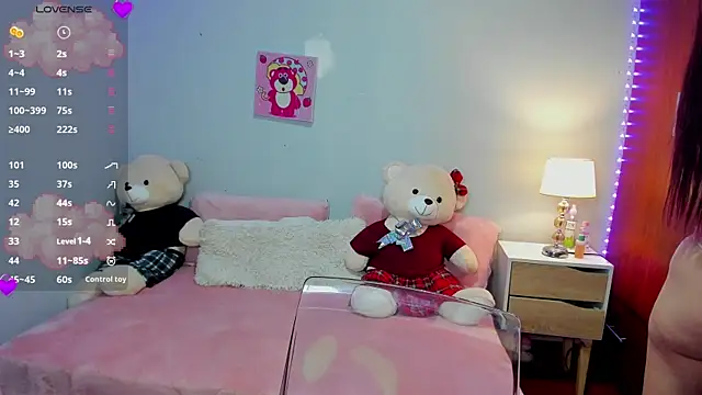 juaithpetite online show from June 27, 12:04 am