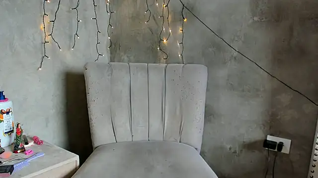 Snapshot of Carolina_Latin chatting on April 27, 1:42 pm Carolina Latin online show from April 27, 1:42 pm