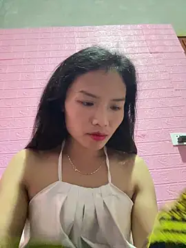 Snapshot of Hyn-x chatting on March 26, 1:44 am Hyn-x online show from March 26, 1:44 am