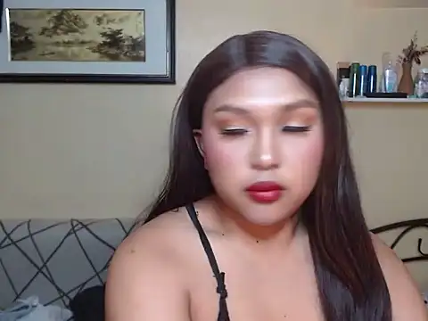 OliveSexyTS online show from March 25, 5:46 am