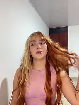 Snapshot of Catalina_bel chatting on April 9, 2:00 am Catalina bel online show from April 9, 2:00 am