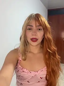 Snapshot of Catalina_bel chatting on April 24, 3:42 am Catalina bel online show from April 24, 3:42 am
