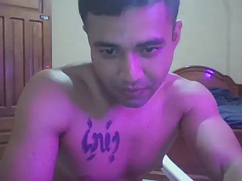 User 02  online show from June 30, 2:56 am