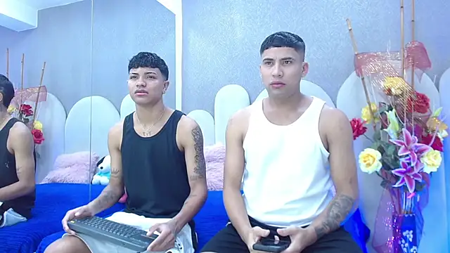 party duo playboy online show from April 23, 2:57 am