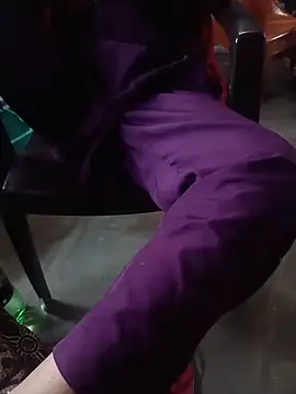 x rani online show from March 30, 9:54 am