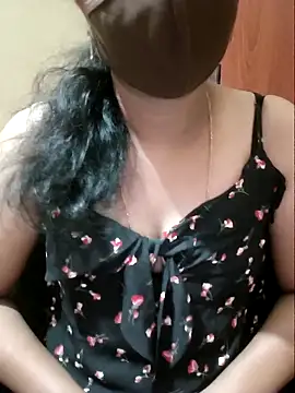 Snapshot of Latha_lovely chatting on April 24, 2:30 pm Latha lovely online show from April 24, 2:30 pm