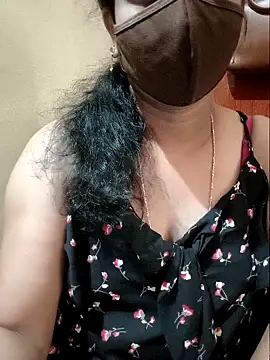 Snapshot of Latha_lovely chatting on April 25, 7:22 am Latha lovely online show from April 25, 7:22 am