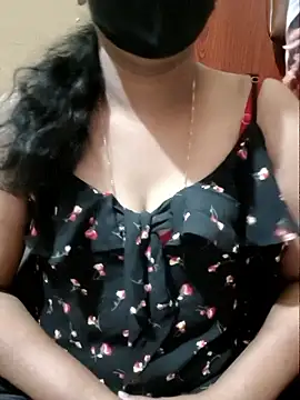 Snapshot of Latha_lovely chatting on May 16, 3:11 pm Latha lovely online show from May 16, 3:11 pm