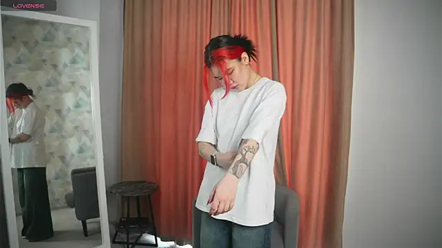 DedeBattey online show from March 29, 4:12 am