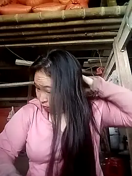 Snapshot of Smile-x chatting on April 3, 12:52 am Smile-x online show from April 3, 12:52 am