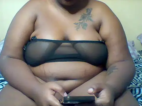 Snapshot of bunny_jay chatting on May 3, 6:52 am bunny jay online show from May 3, 6:52 am